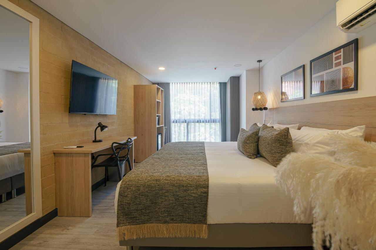 Hotel First Class
